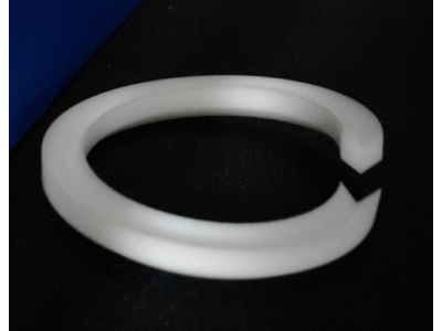 用于各種應(yīng)用，尺寸和溝槽的各種材料已經(jīng)標(biāo)準(zhǔn)化。
